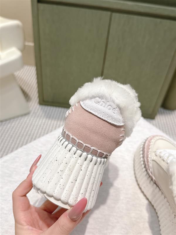 2025112815389162 390